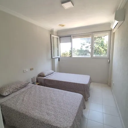 Villa Con Piscina En Laguna Rosa *