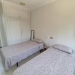 Vila Con Piscina En Laguna Rosa Torrevieja