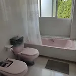 Con Piscina En Laguna Rosa *
